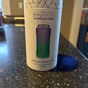 NWT- BrüMate Hopsulator Slim - Glitter Mermaid
